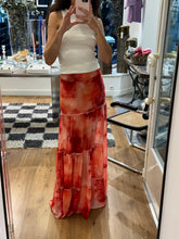 Cargar imagen en el visor de la galería, Long tie-dye skirt with gathers and lace
